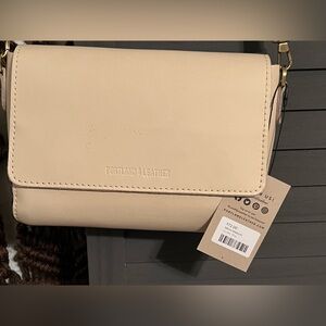 Portland Leather medium metro Crossbody Bag -bone